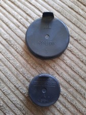 FORD KA MK2 RU8 2008-2016/FIAT 500  HEADLIGHT BULB COVERs X 2