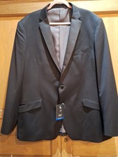 F&F Men's Tailored Fit Tuxedo
