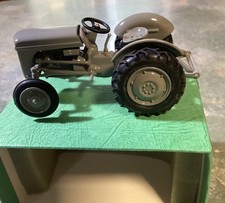 BRIAN NORMAN FARM MINIATURES