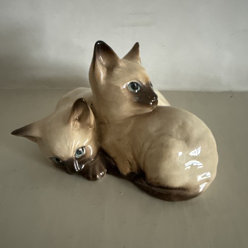 Siamese cats beswick england - siamese,