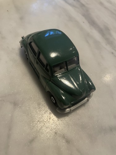 Vintage dark green corgi - green,