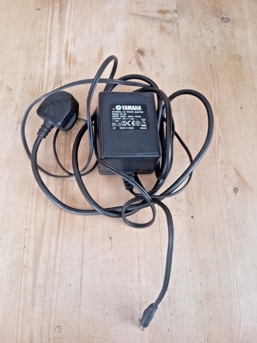 Original yamaha 12v - original, 1.5a