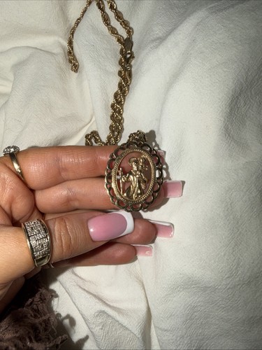 Large 9ct gold - large, christopher