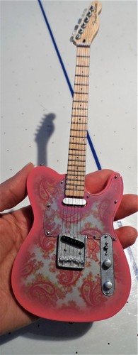Fender pink paisley - pink, telecaster
