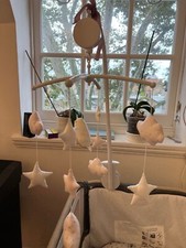 musical cot bed mobile (white/light pink)