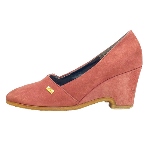 Vintage 1950s dusty pink suede