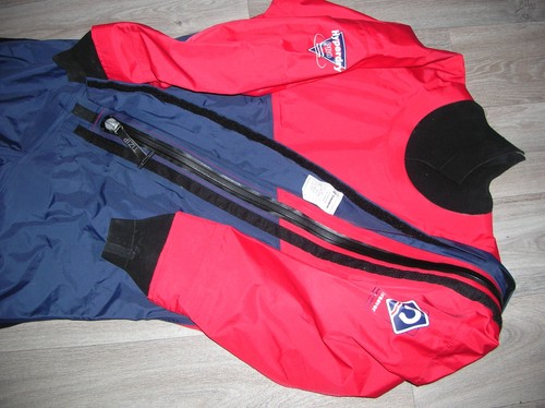 Dry suit scuba diving - dry,