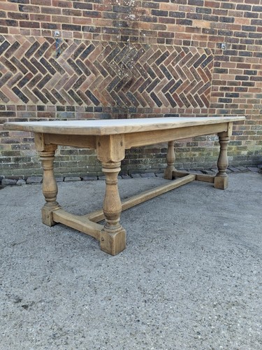 Large bleached oak - bleached, french