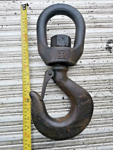 Swivel hook for fassi - for,