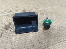 Jaguar X-Type 2002 car ashtray