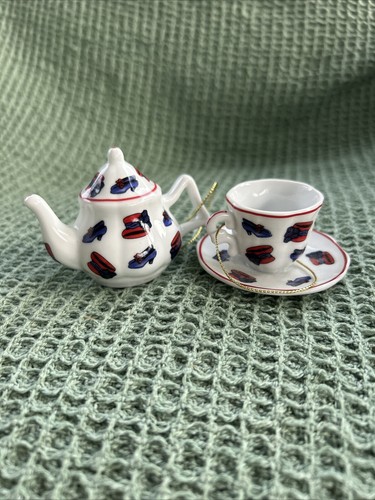 Red hat society teapot teacup - red,