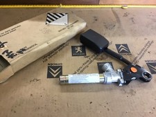 Peugeot 106 mk2 citroen saxo front right side Seat Belt buckle pyrotechnic 8972