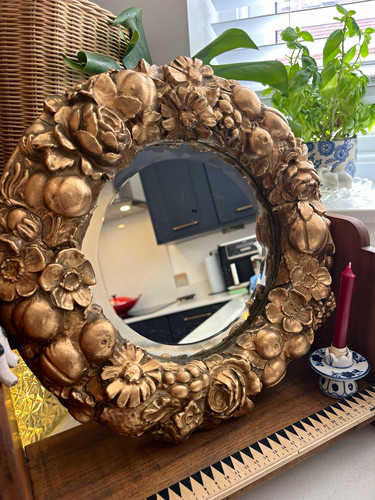 Vintage 1950s gilt wreath - vintage,