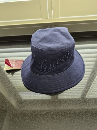 Gucci embroided logo navy - gucci,