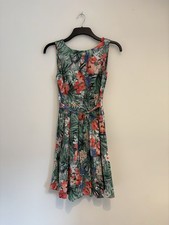 Ladies Red Herring Floral
