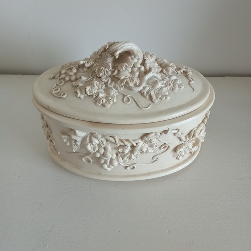 Luxurious ornate vintage - ornate,