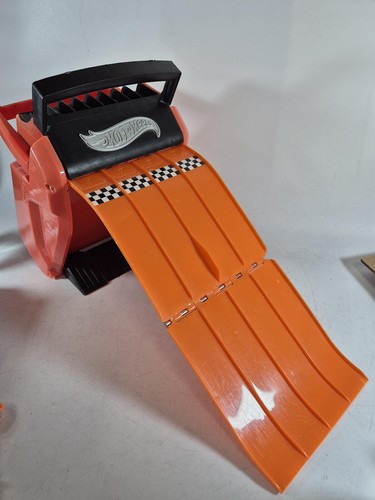 Hot wheels orange carry - hot, case