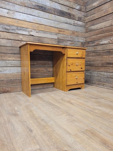 Pine pedestal desk traditional - pine,