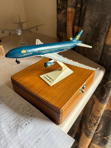 Vietnam airlines airbus - vietnam,