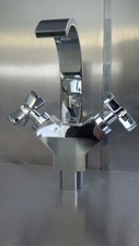 Kitchen mixer tap/faucet