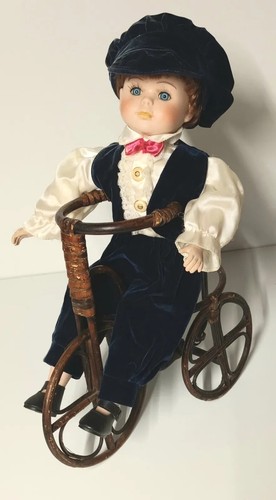 Vintage porcelain boy - vintage, on