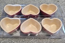 6x RED Ceramic Heart Shaped