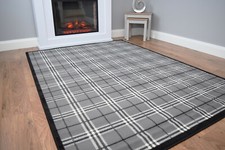 New Highland Check Rug Large