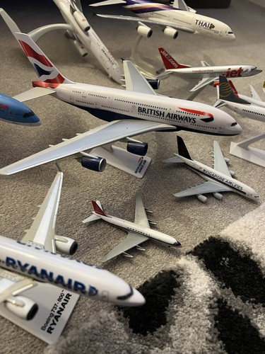Model airplanes diecast - 19,