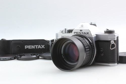 Mint hood pentax - w/hood**,