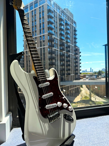 Squier stratocaster electric - stratocaster,