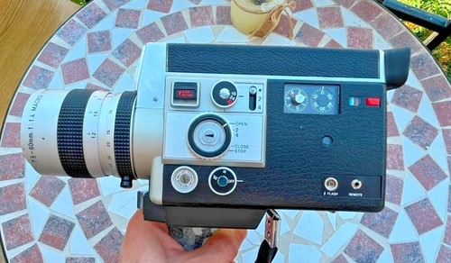 Canon auto zoom - 814, electronic
