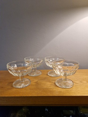 Four 8cm vintage stemmed glass