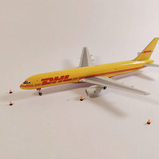 100x Orange Airport Traffic