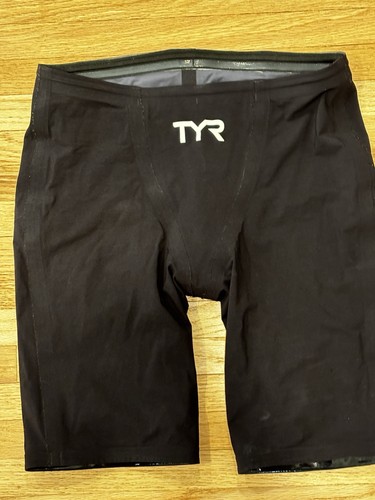 Tyr invictus men tech - tech, suit