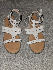 Mantaray Leather Beige