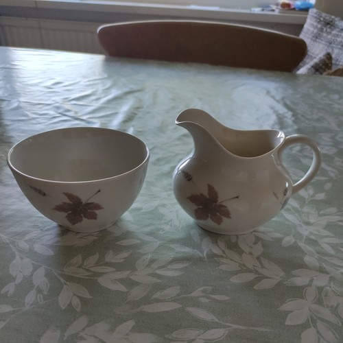 Royal doulton tumbling leaves - royal,