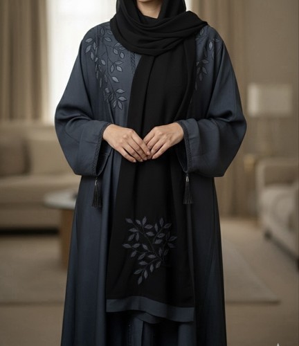 Stunning textured abaya - stunning,