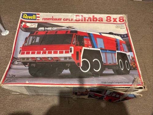 Revell scale rosenbauer - 1:24,