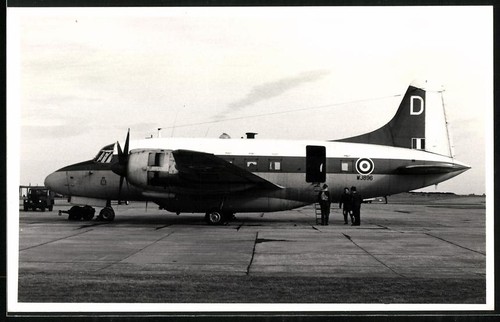 Photograph aircraft vickers - photograph,