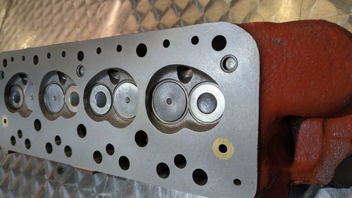 Classic mini cylinder head - cylinder,