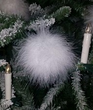 Luxury White fluffy feather