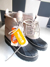 BNWT  REGATTA ~ Lady Eastdale  Thermo-Guard SIZE 5  Snow Winter BOOTS