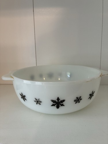 Vintage pyrex black - vintage,