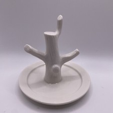 Ring Holder Tree Trunk
