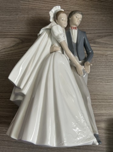 Nao lladro wedding - nao,
