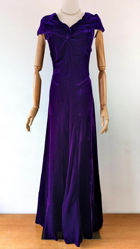 1930s purple silk velvet - 1930s,