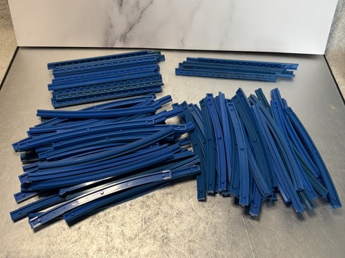 Lego vintage blue train track - train,
