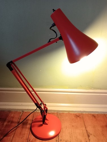 Vintage red anglepoise lamp - red,