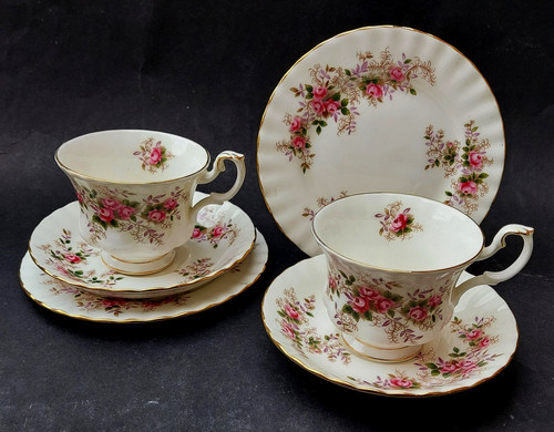 Two bone china royal albert - royal,