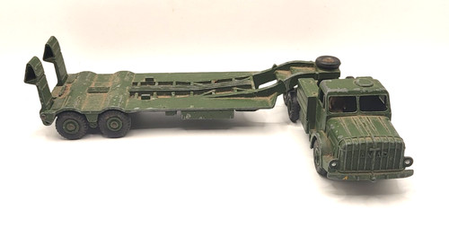 Dinky toys 660 - no.,